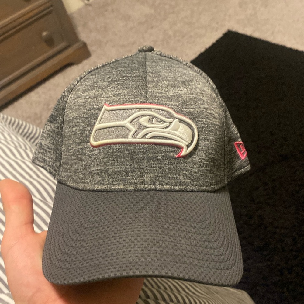 Grey Seattle Seahawks Breast Cancer Awareness New Era Hat Cap Mens Flexfit